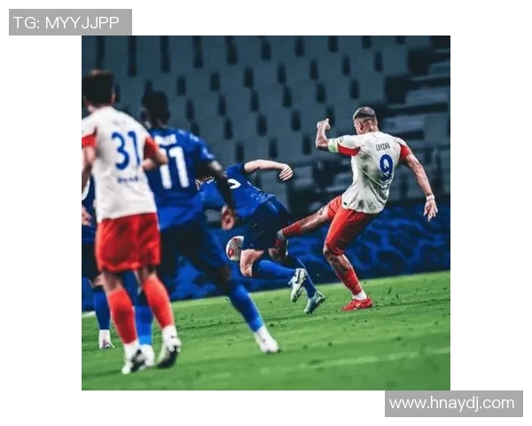 踢足球明星踢人事件背后的真相与影响解析